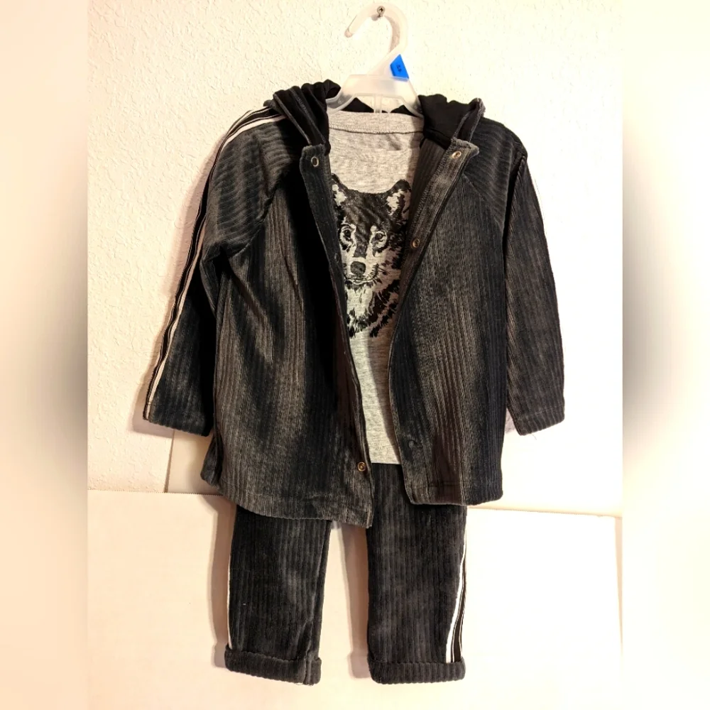 Boys 3 Piece Outfit Brand New With Tags Size 24 Months